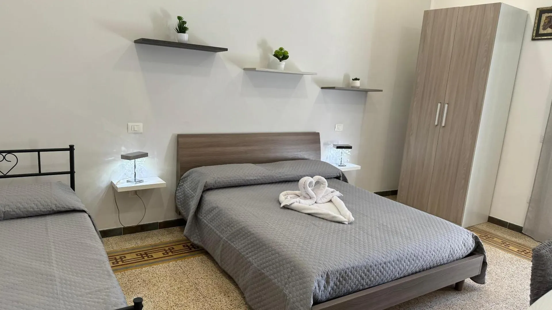 La Rondine Bed Hotel Ficarazzi